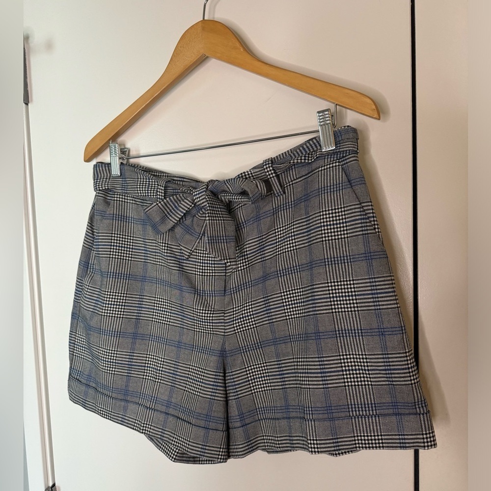 Vince Camuto Plaid Shorts